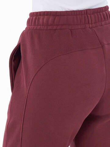 Organication Regular Pants in Red
