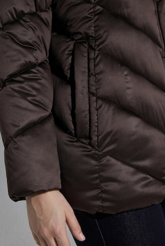 Ulla Popken Jacke in Braun