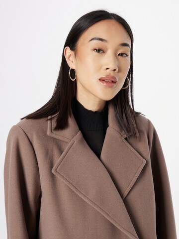 Warehouse Between-seasons coat in Brown