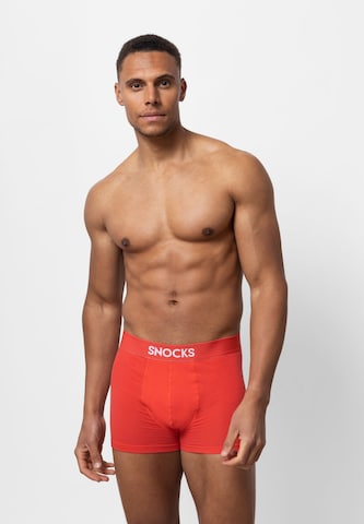 SNOCKS Boxer shorts in Red: front