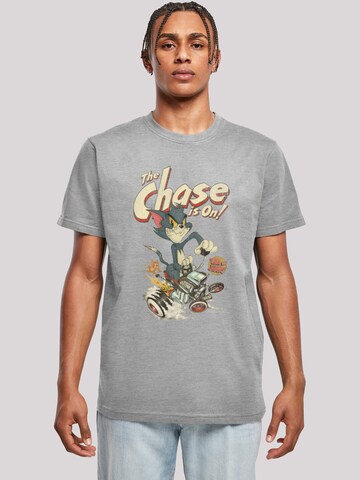 T-Shirt 'Tom und Jerry The Chase Is On' F4NT4STIC en gris : devant