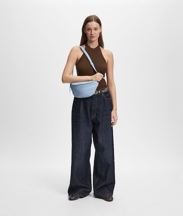 Liebeskind Berlin Belt bag ' TAVIA ' in Blue: front