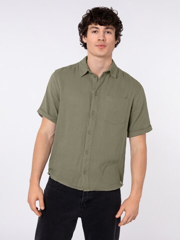 Sublevel Regular fit Button Up Shirt in Green: front