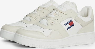 Tommy Jeans Sneakers in Beige