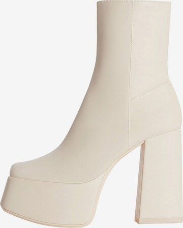 Bottines Bershka en blanc