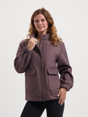 Veste mi-saison 'Caro' MGO en violet : devant