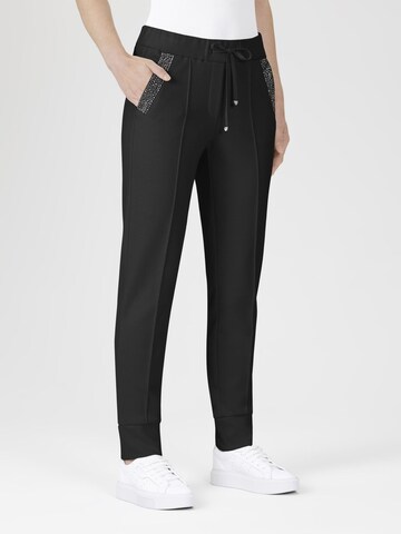 st.Ann Slim fit Pants in Black: front