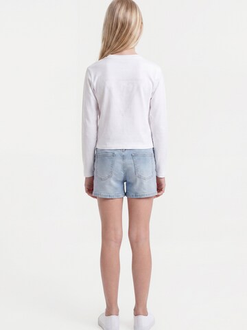 Tricou de la GUESS pe alb