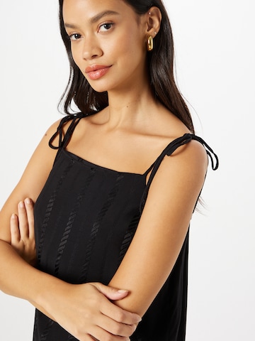 Sisley Top in Schwarz