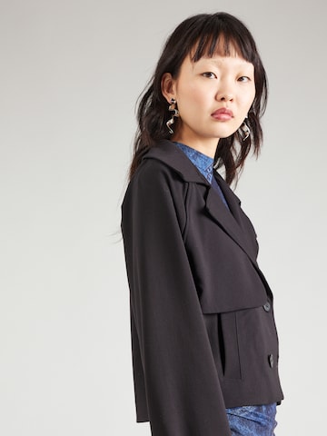 Manteau mi-saison 'Lova' Lindex en noir