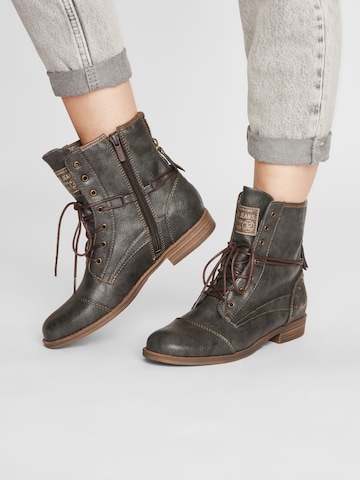 MUSTANG Lace-Up Ankle Boots in Grey