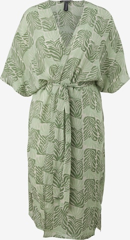 COMMA Kimono in Green: front