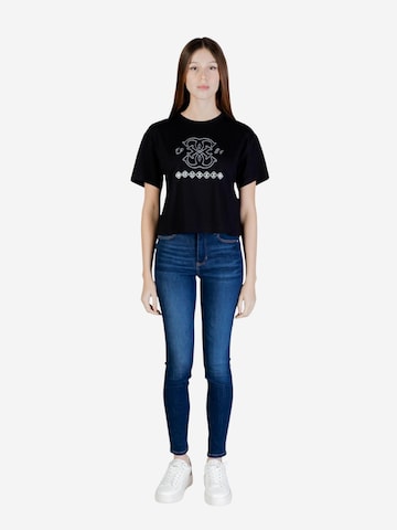 Maglietta 'GABI SS CN T-SHIRT V6GI10 K2977' di GUESS in nero: frontale