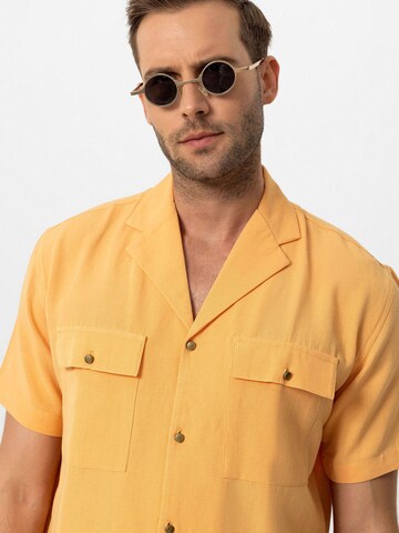 Antioch Regular fit Button Up Shirt in Yellow