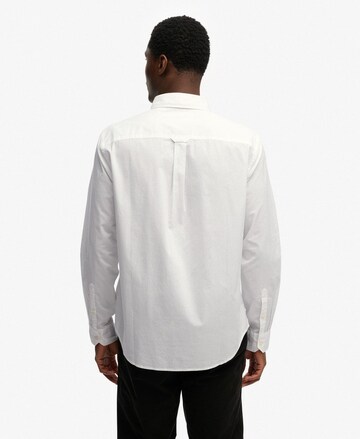 Coupe slim Chemise Superdry & Co en blanc