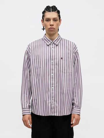 Carhartt WIP Comfort fit Koszula 'Malden' w kolorze fioletowy: przód