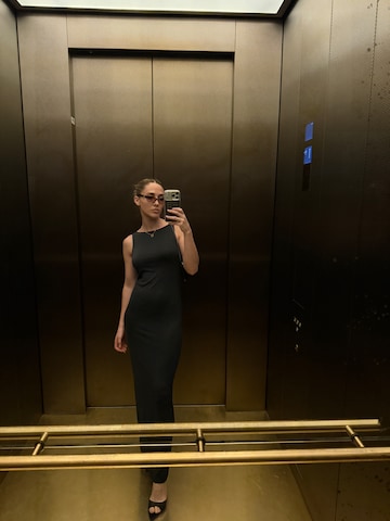 The Base Theory Φόρεμα σε μαύρο