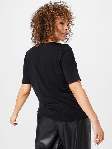 Tricou de la Vero Moda Curve pe negru