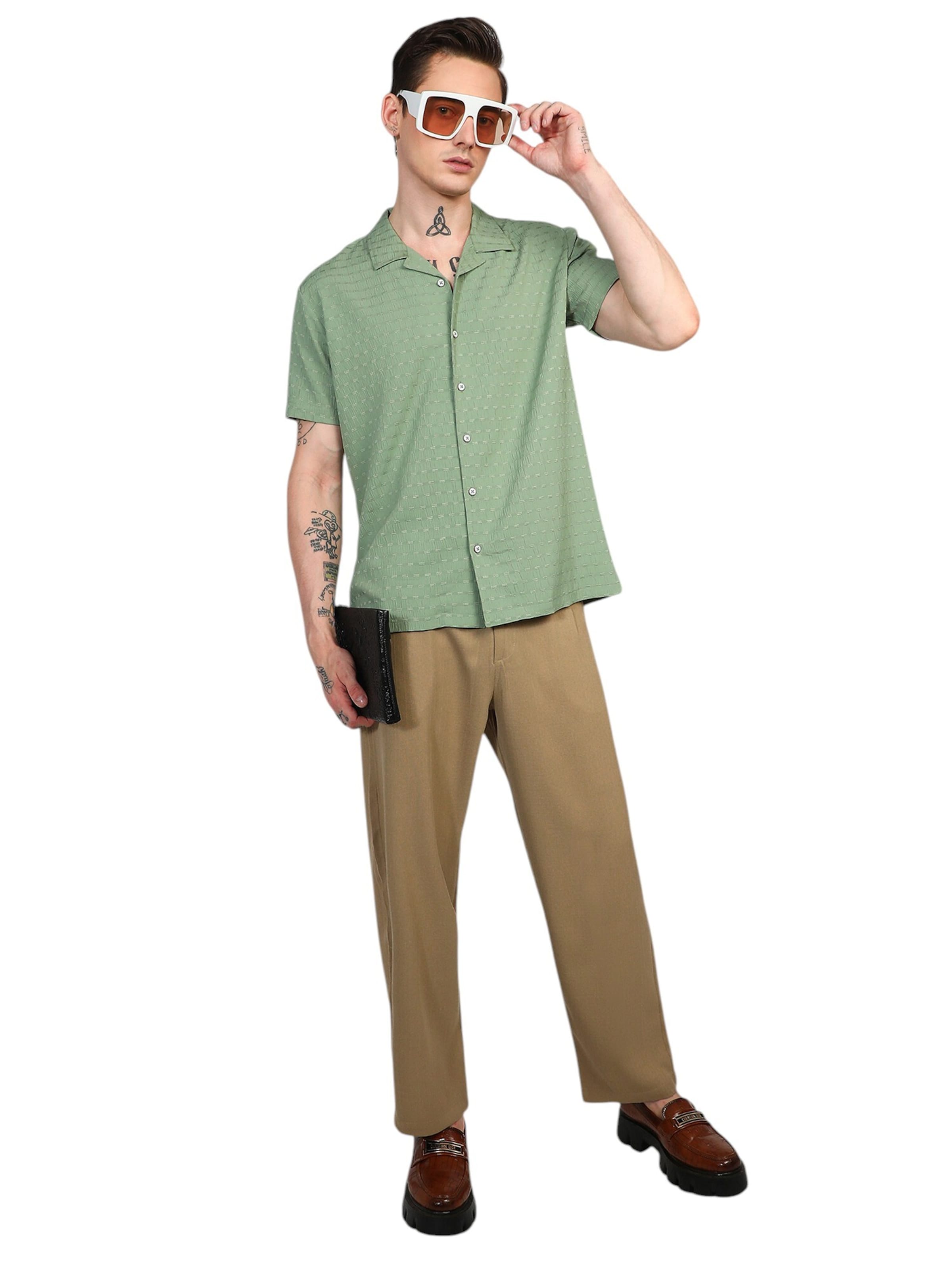 zaļš Campus Sutra Standarta piegriezums Krekls 'Tania'