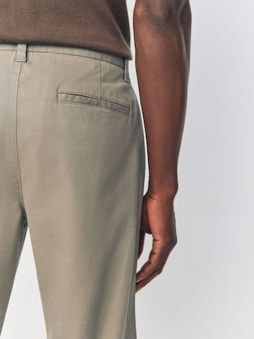 Next Slimfit Chino nadrág - szürke