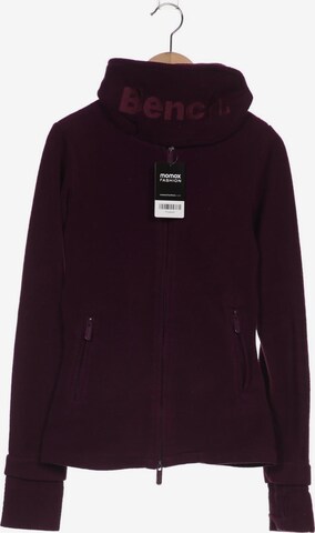 BENCH Sweatshirt & Zip-Up Hoodie in XS in Purple: front