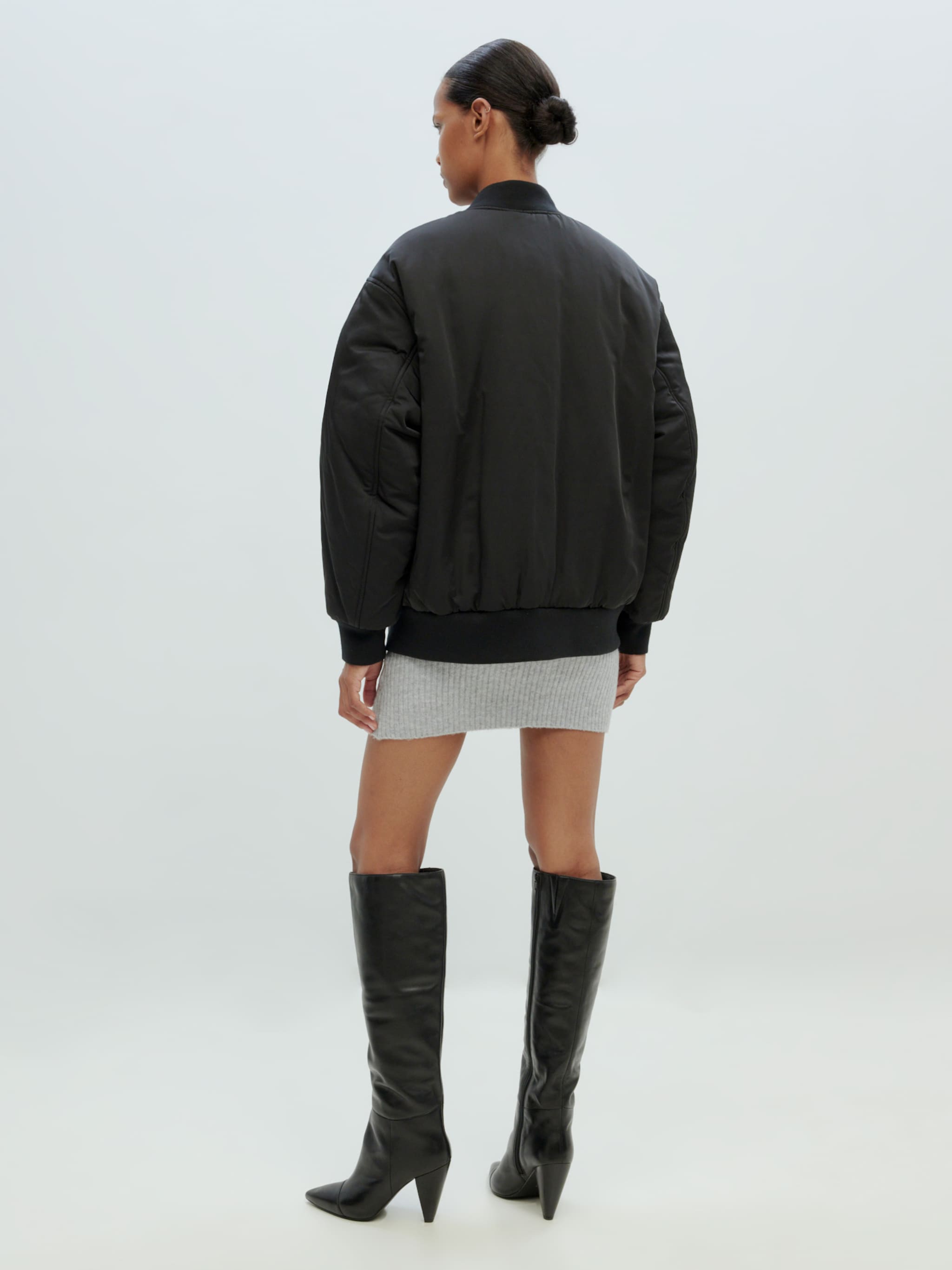 EDITED Producten Tussenjas 'Nikita' Zwart