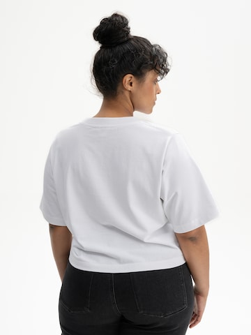 T-shirt 'Joshna' MELA en blanc