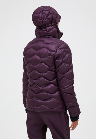 PEAK PERFORMANCE Between-season jacket in Purple