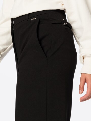 BOSS - regular Pantalón de pinzas 'Tistany' en negro