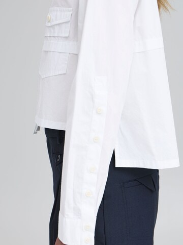 Ball Blouse ' BANORA CROPPED ' in White
