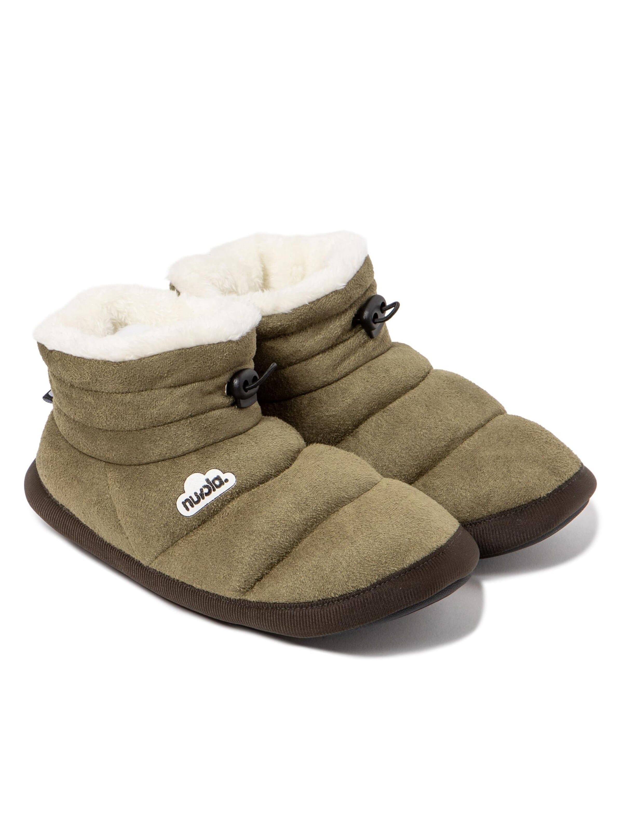 Nuvola. Slipper 'Home Velvet' in Green