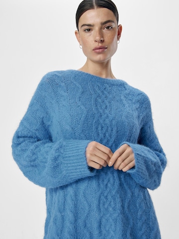 OBJECT Oversized sweater in Blue