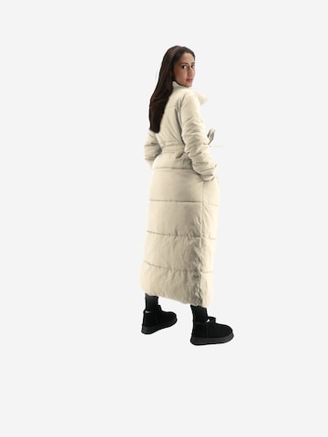 Manteau d’hiver Elara en beige