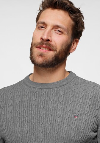 GANT Pullover in Grau