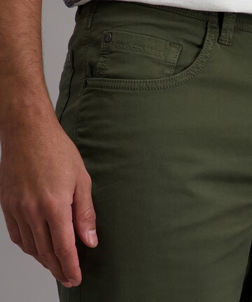 PIONEER Regular Jeans in Green