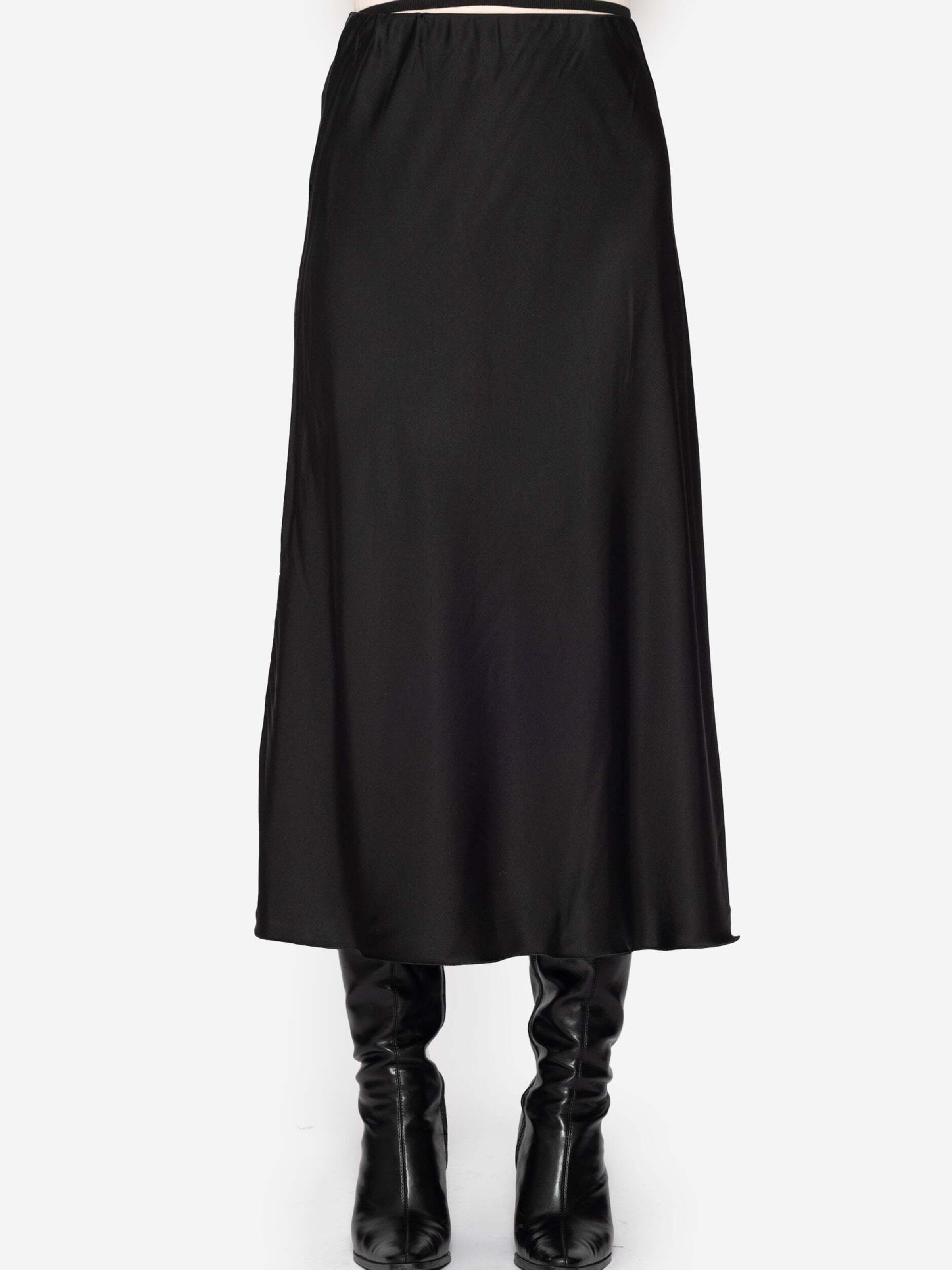 SASSYCLASSY Rock‌‌‌‌‌ in Schwarz