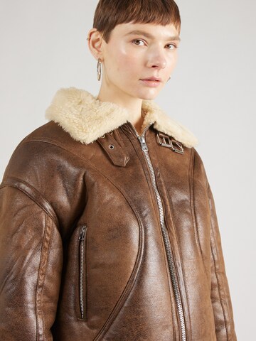 TOPSHOP Overgangsjakke i brun
