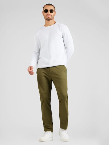 Slimfit Pantaloni chino 'AUSTIN' di Tommy Jeans in verde