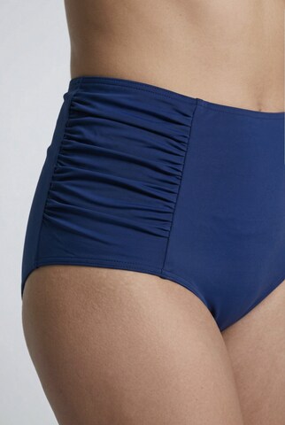 Ulla Popken T-shirt Bikini in Blauw