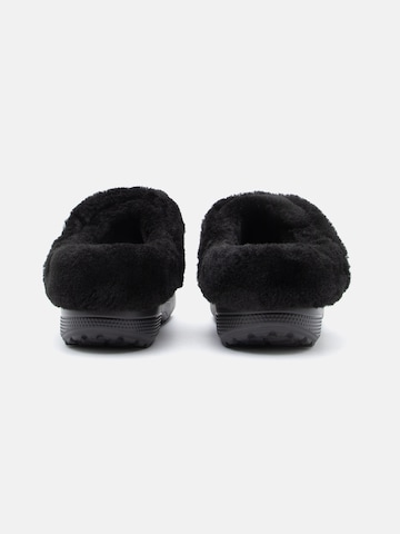 Clogs di Crocs in nero