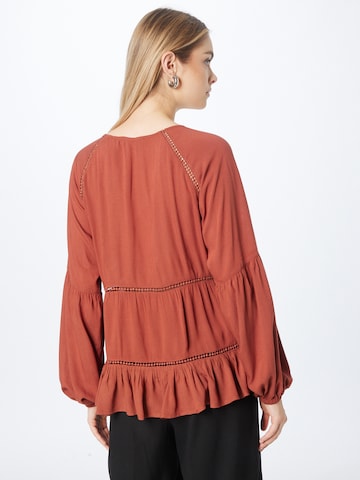 ABOUT YOU Blouse 'Lexa' in Rood