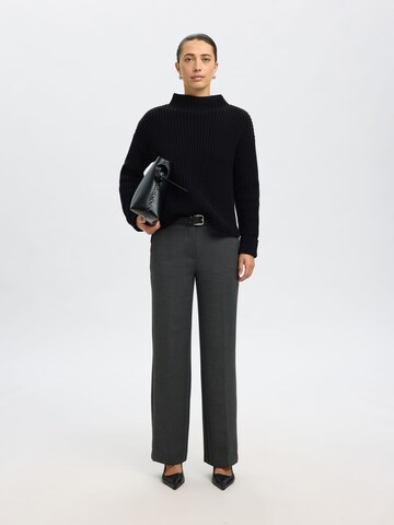 SELECTED Sweater in Black