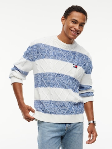 Tommy Jeans Svetr – bílá: přední strana