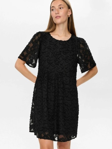 NÜMPH Mekko 'NUANINA' värissä musta: etupuoli