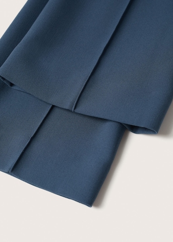 MANGO Bootcut Spodnie 'Atenas' w kolorze niebieski
