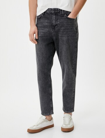 Koton Loosefit Jeans in Grijs: voorkant