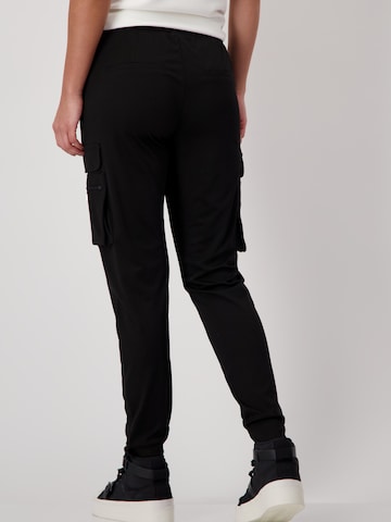 monari Tapered Cargo trousers in Black