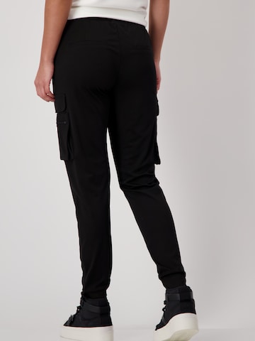 Tapered Pantaloni cargo di monari in nero