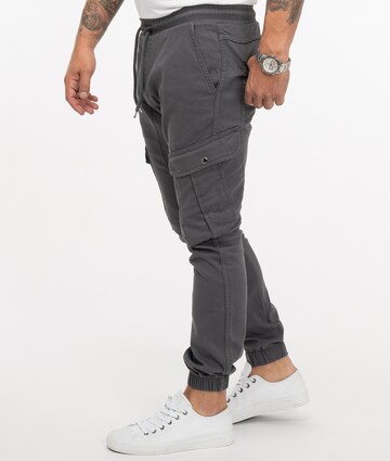 Rock Creek Tapered Cargo Pants in Grey