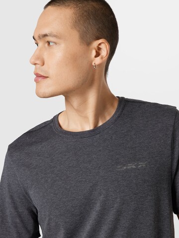 SKECHERS Performance Shirt in Grey